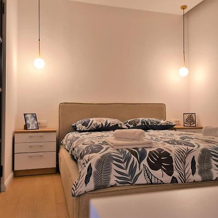 Tom'S Luxury Apartment Zadar, Branimirova Obala Bagian luar foto