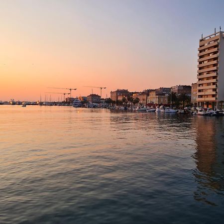 Tom'S Luxury Apartment Zadar, Branimirova Obala Bagian luar foto