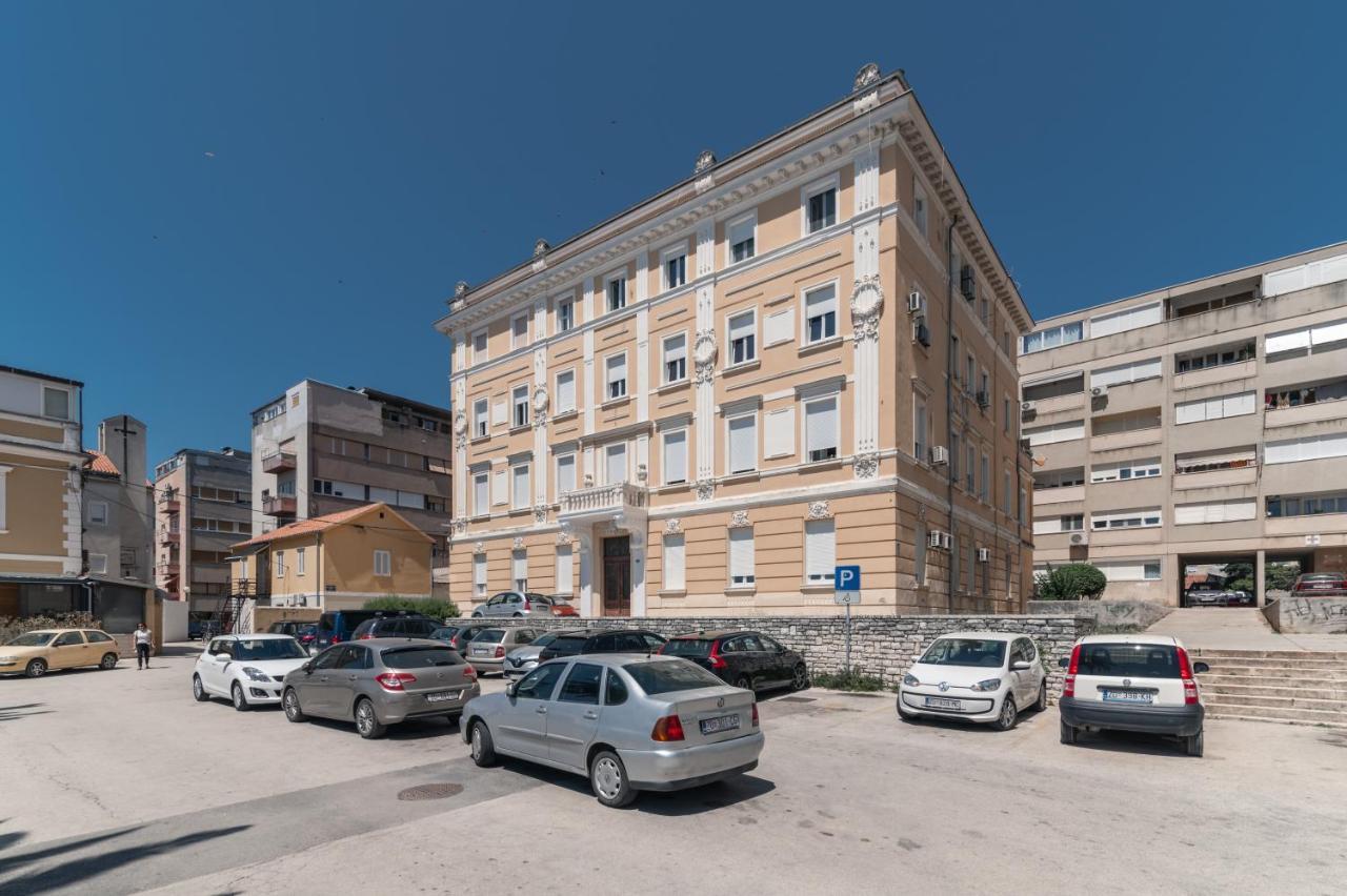 Tom'S Luxury Apartment Zadar, Branimirova Obala Bagian luar foto